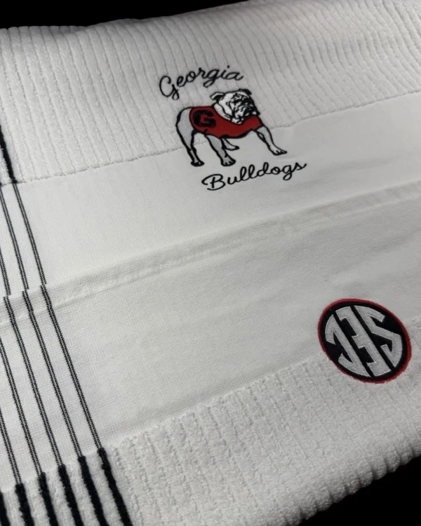 University of Georgia (Vintage Logo 3) Caddy Towel (2 Logos) / 44in x 24in White